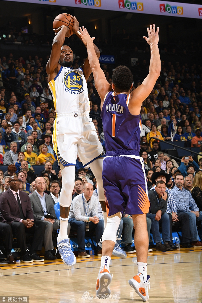 杜兰特后仰跳投