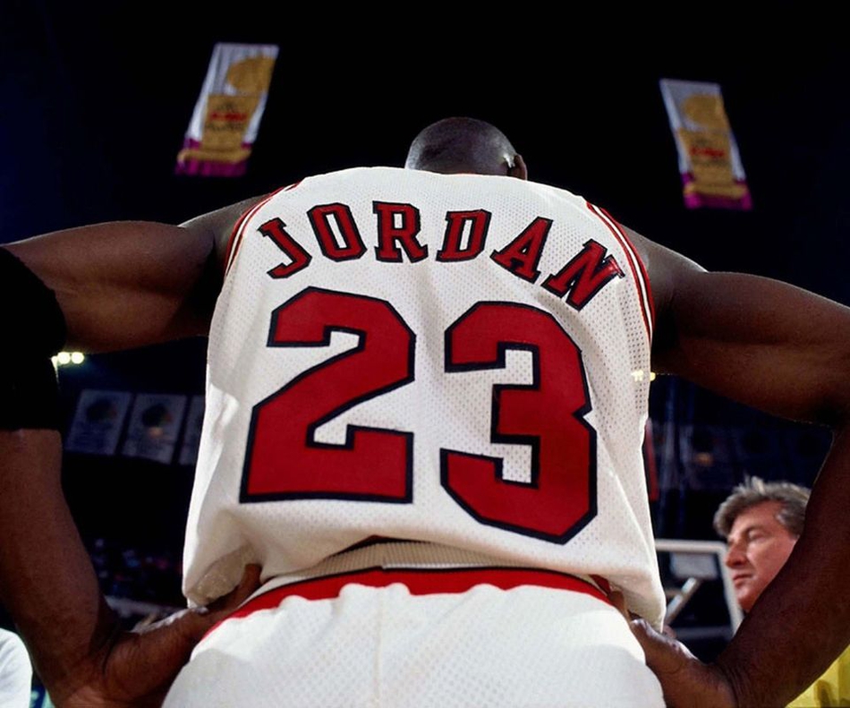 感受神的恐怖！他只能让被人无限接近而已