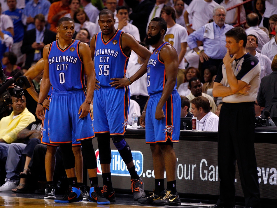 时隔七年再次联手！哈登与威少的从前与现在，都是故事