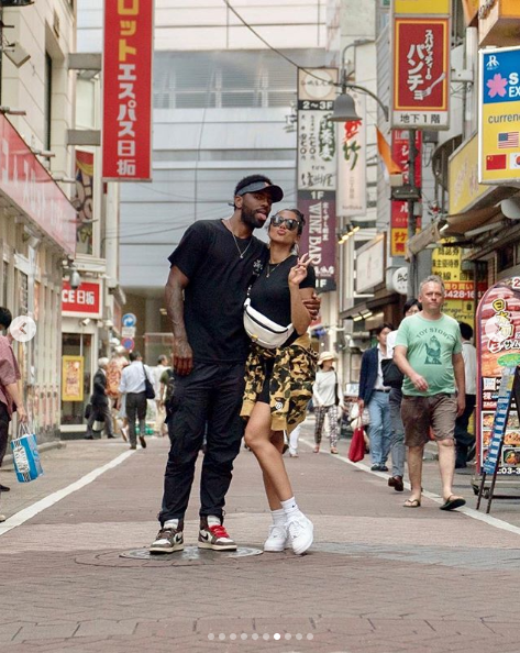 欧文与女友外出秀恩爱！去XX的自由市场，先不想这个了