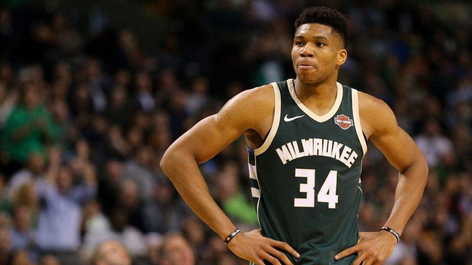 2019福布斯名人榜：NBA有11人入选前100，卡戴珊家族小妹排第二