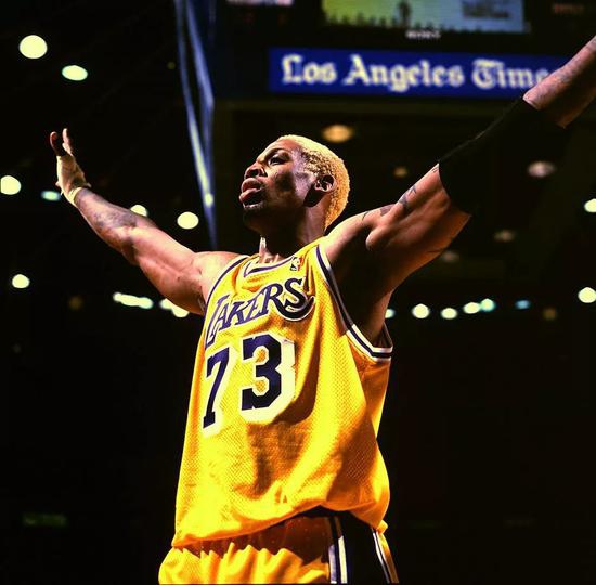 NBA号码史：球星换号学问大着呢！为何无人敢穿69号？我终于懂了