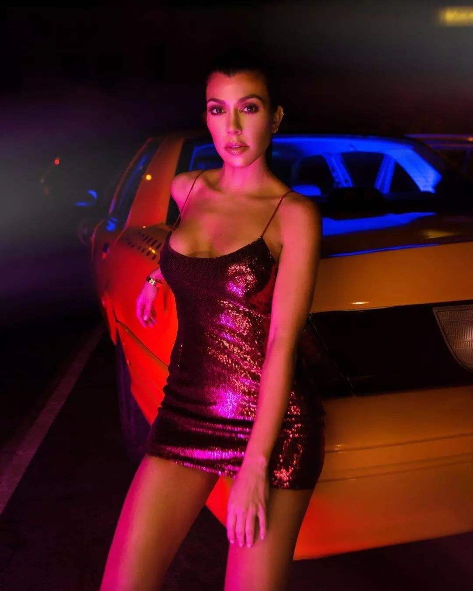 卡戴珊家族三姐妹写真!这就是NBA的最佳防守阵容啊