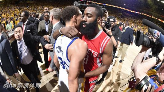 9.客观环境半斤八两