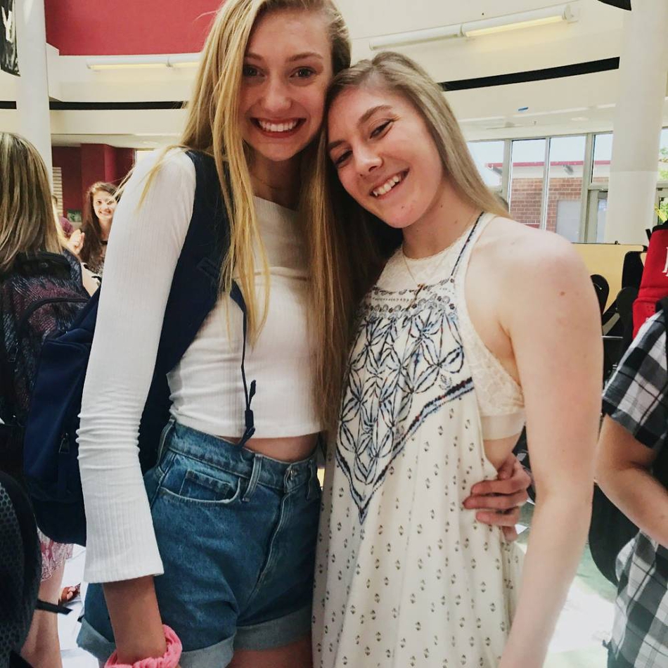 看惯卡戴珊今天来换换口！库里两个性冷淡风格的甜蜜小迷妹