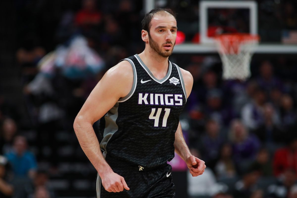 考辛斯受伤后湖人最可能签下的球员：魔兽领衔，两大火箭神将在列