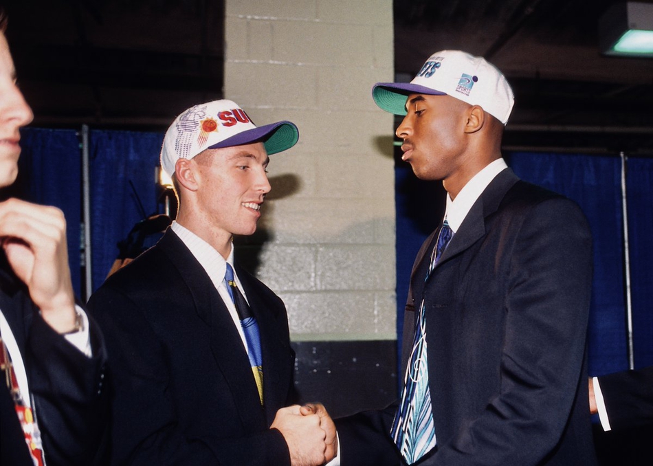 历史上的今天：96届和03届两代传奇新秀进入NBA