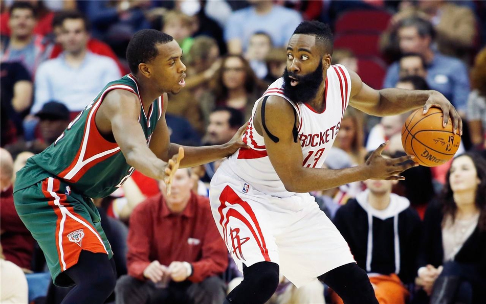 火箭主力必须具备这个特点？网友:周琦不被重用的原因找到了