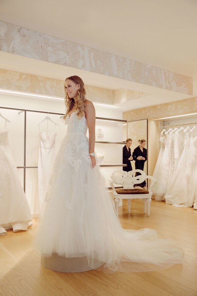 勇士名宿与网坛美女大婚！又一段体坛佳话，幸福感十足！