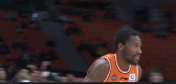 扣篮大赛预赛全记录：两个满分三个满分动作