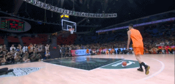 扣篮大赛预赛全记录：两个满分三个满分动作