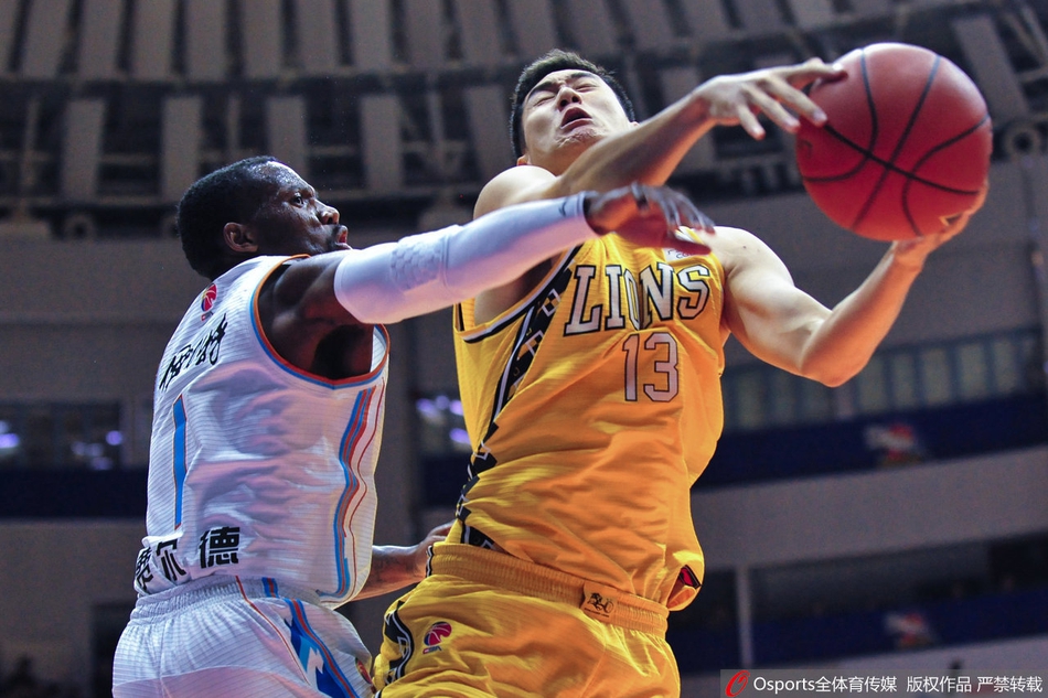 CBA第3轮:新疆115-110广厦