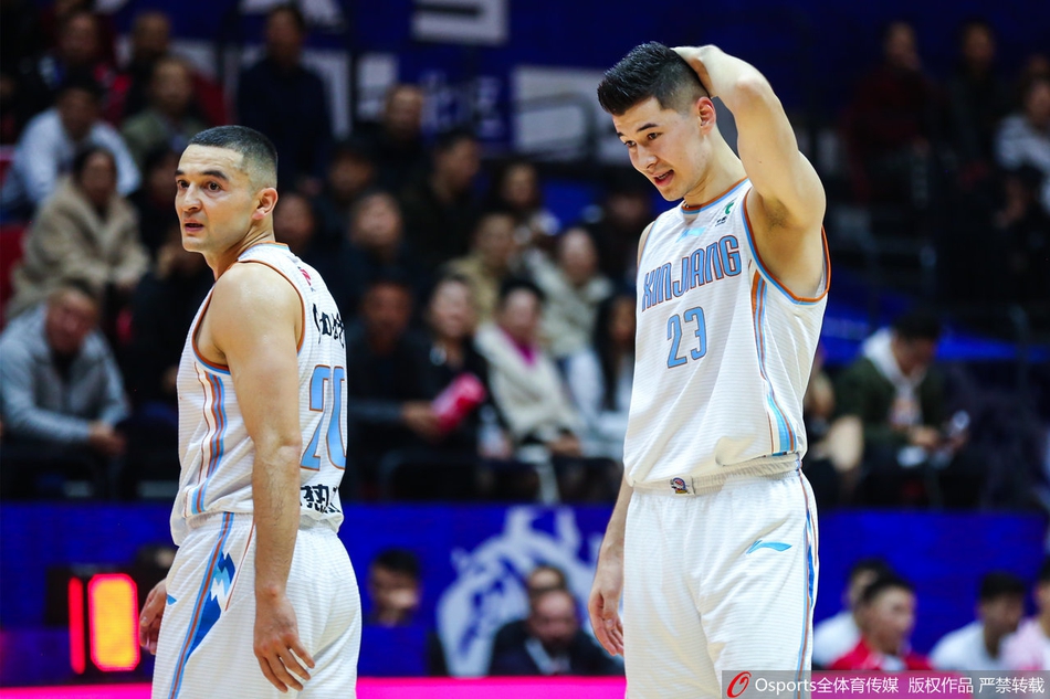 CBA第3轮:新疆115-110广厦