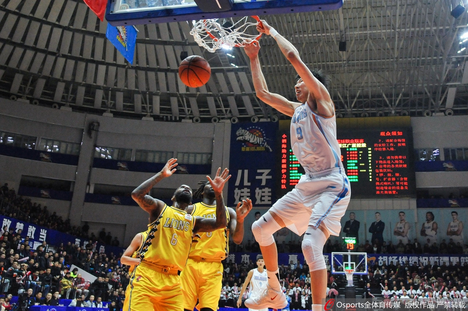 CBA第3轮:新疆115-110广厦