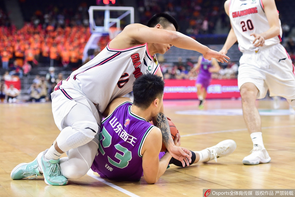 CBA第3轮：广东126-110山东