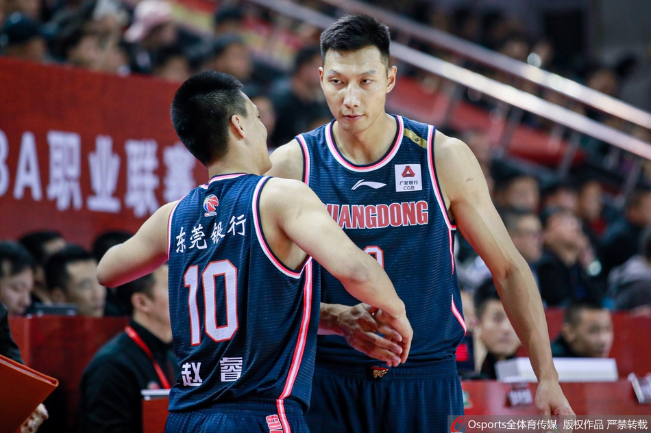 CBA第4轮:吉林120-115广东