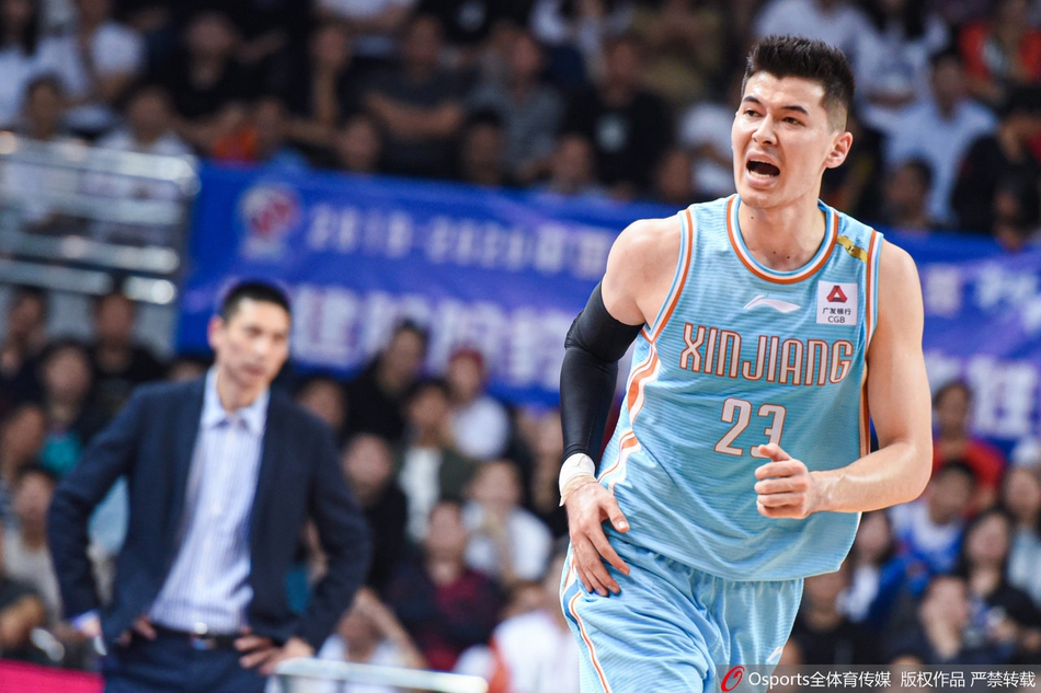 CBA第4轮:福建120-127新疆