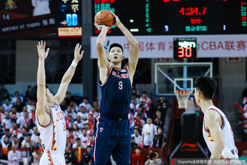 CBA第4轮:吉林120-115广东