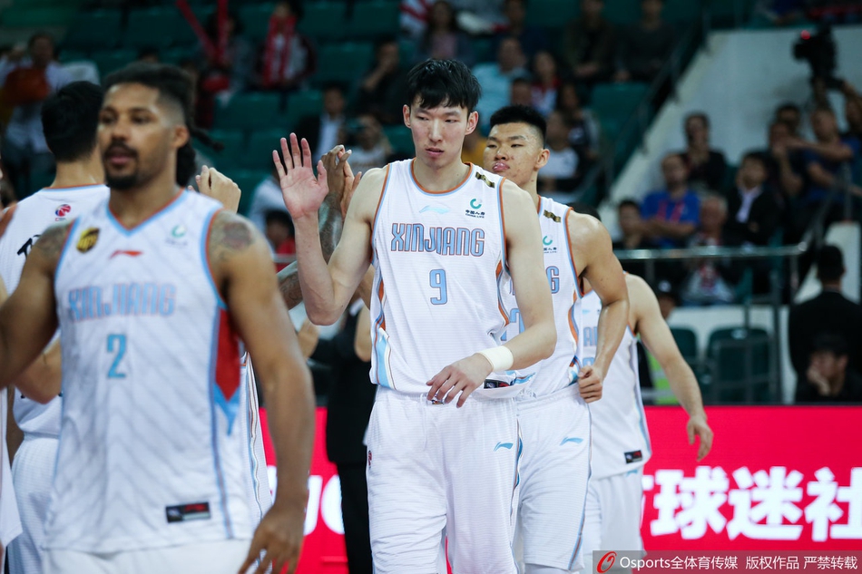 CBA第8轮:广州105-137新疆