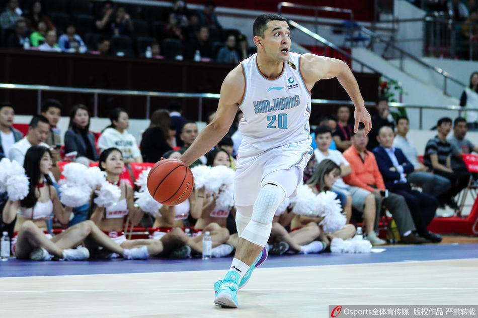 CBA第8轮:广州105-137新疆