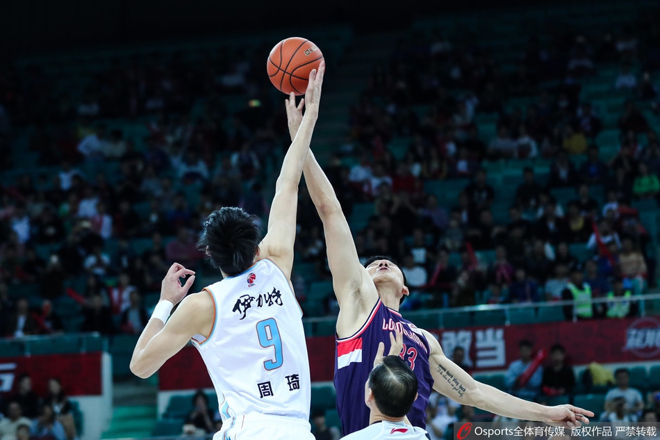 CBA第8轮:广州105-137新疆