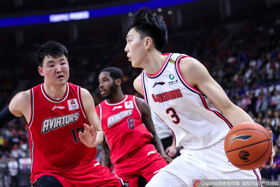 CBA第23轮：广东132-104深圳