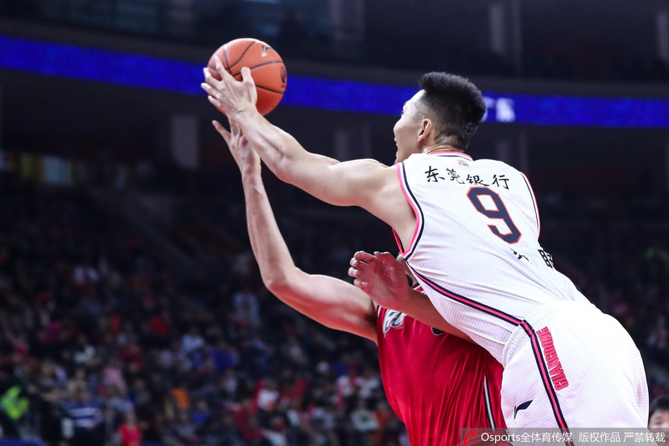 CBA第23轮：广东132-104深圳
