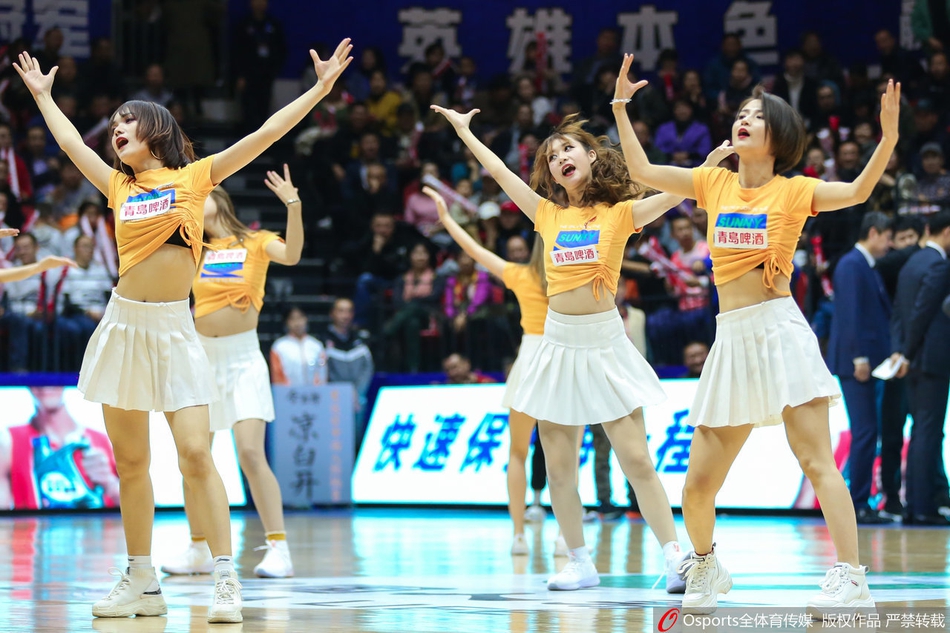 7日拉拉队精选:新疆福建篮球宝贝对决