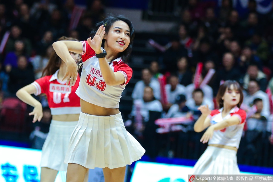 7日拉拉队精选:新疆福建篮球宝贝对决