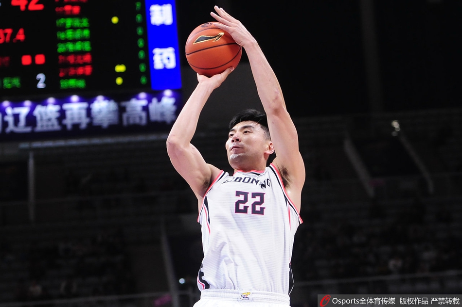 CBA第4轮:辽宁114-89八一