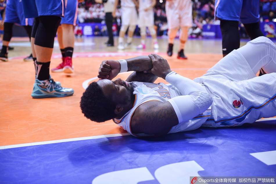 CBA第24轮：新疆120-111四川