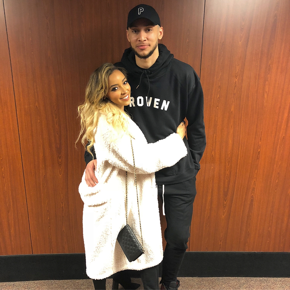 本-西蒙斯深情告白公布恋情