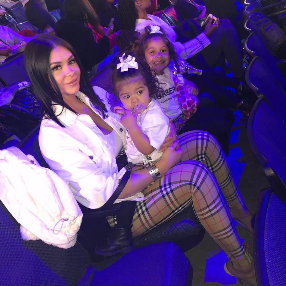 从脱衣舞女郎逆袭成泡椒媳妇的励志典范！泡椒也难逃真香定律