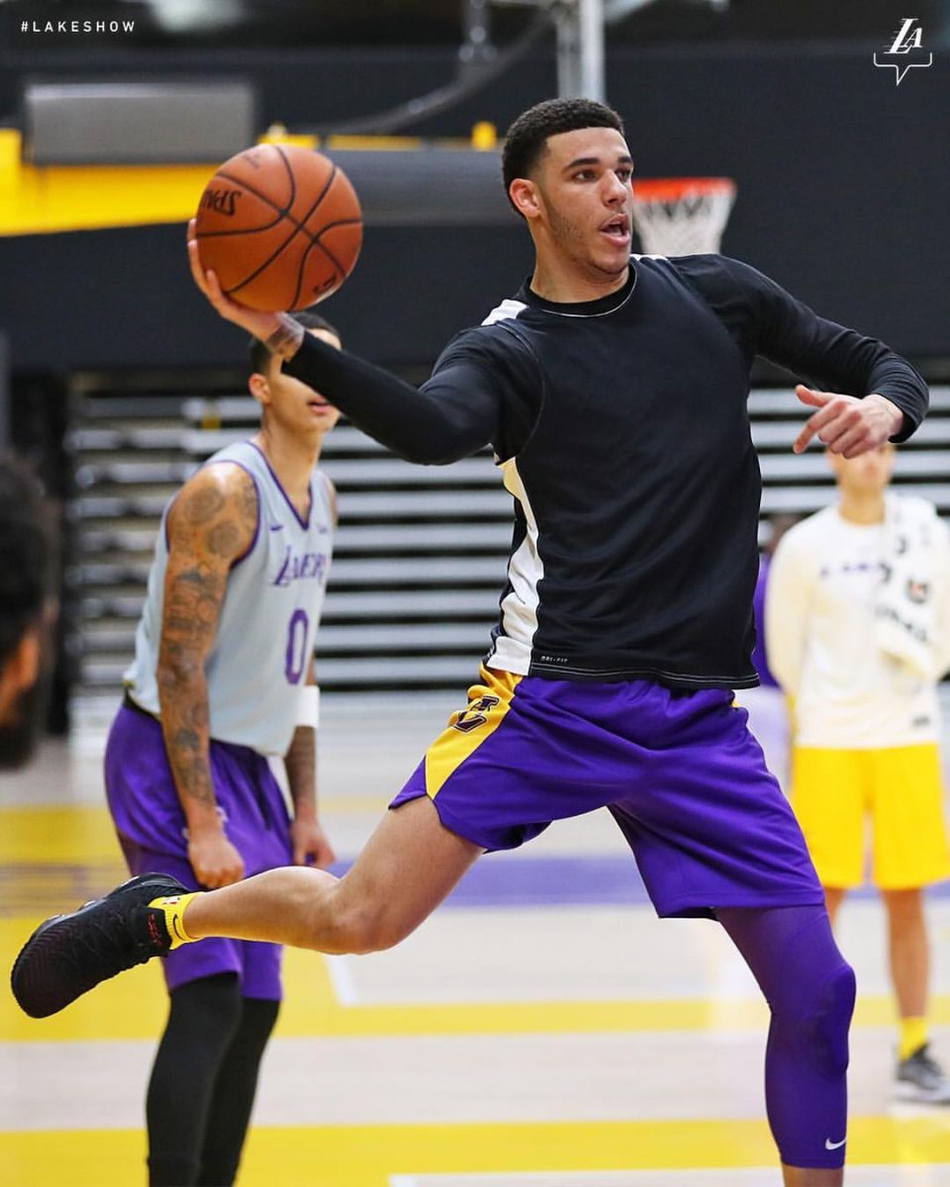 球哥首次全对抗训练