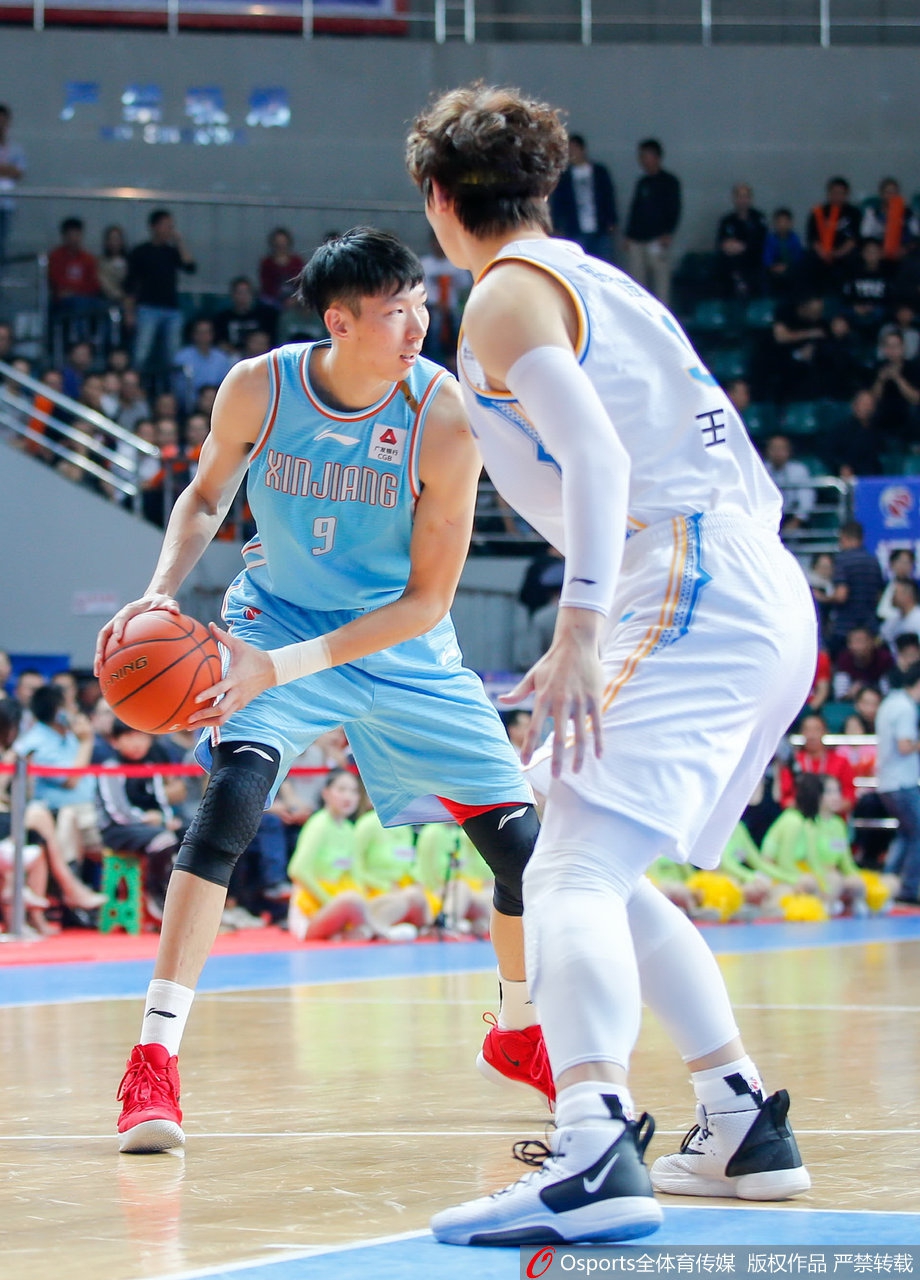 CBA第4轮:福建120-127新疆