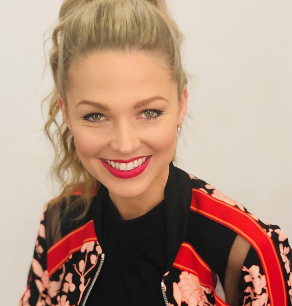 你们要的美女主持人！优雅的气质让人神魂颠倒