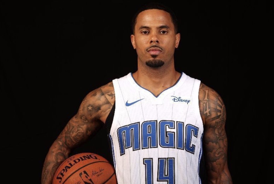 26.D.J.-奥古斯丁，4年2900万