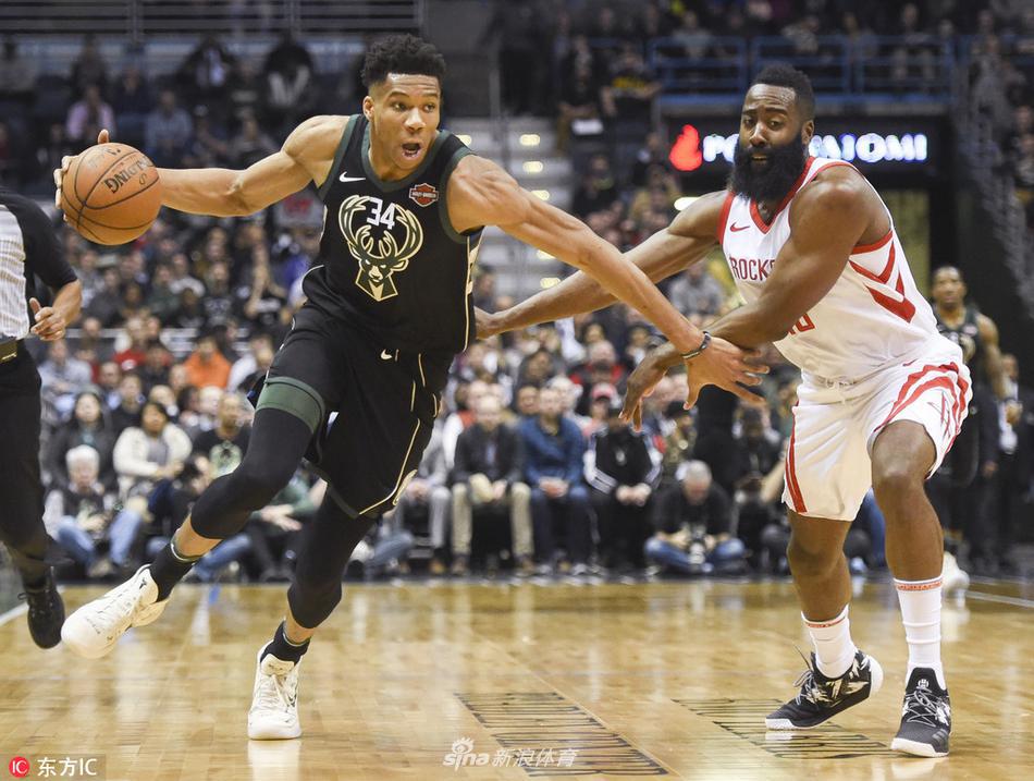 4.密尔沃基雄鹿