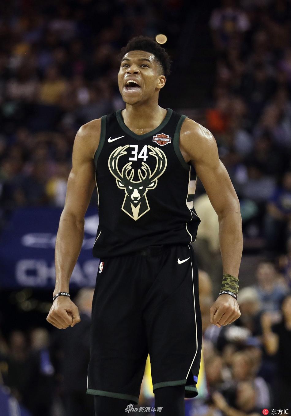 10.吉安尼斯-安特托孔波