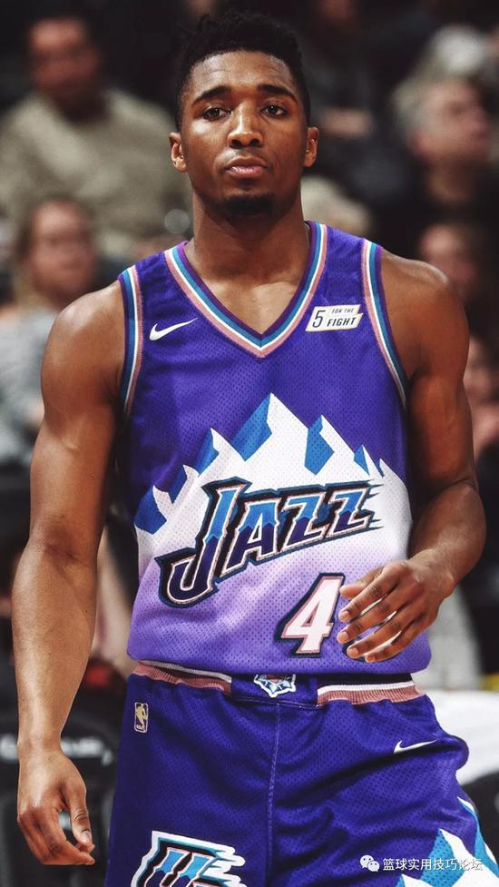 米切尔――爵士