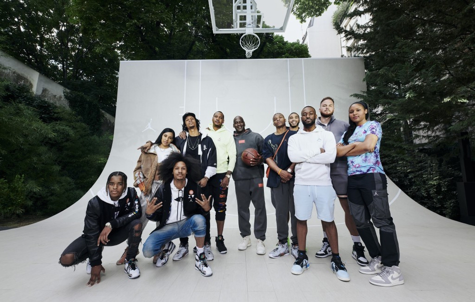 飞人乔丹和旗下成员现身巴黎