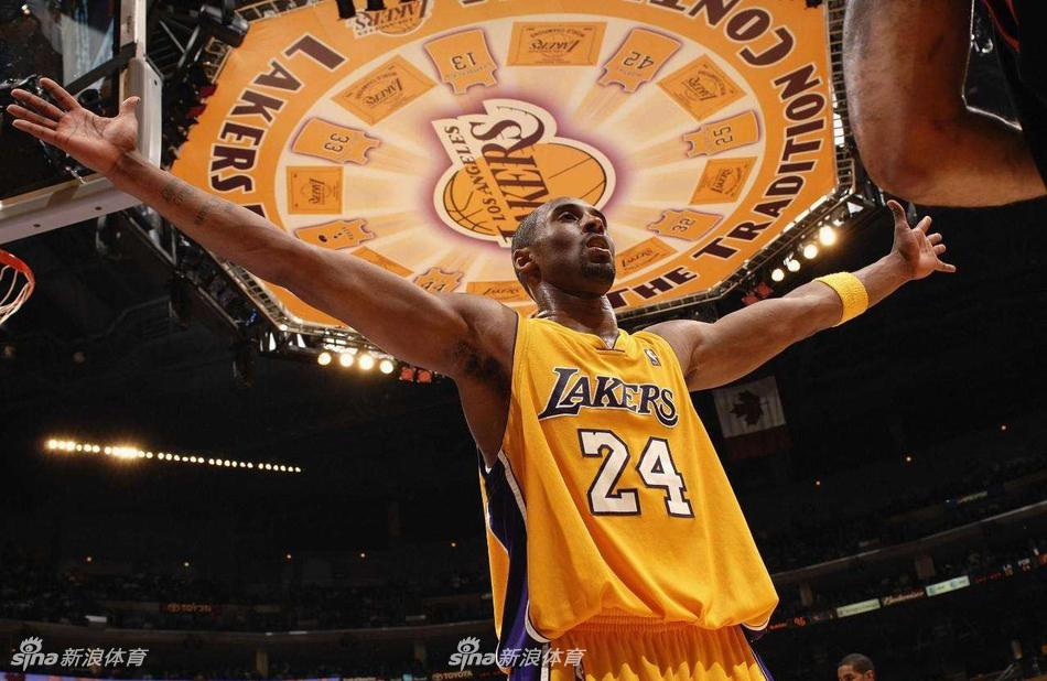 科比赢得系列赛次数： 32次