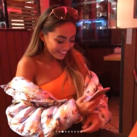 NBA小将的性感女友！他说这个女人不止是一个模特这么简单