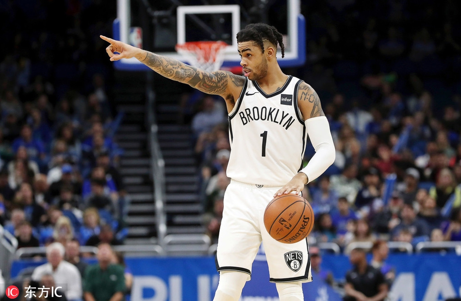 德安吉洛-拉塞尔