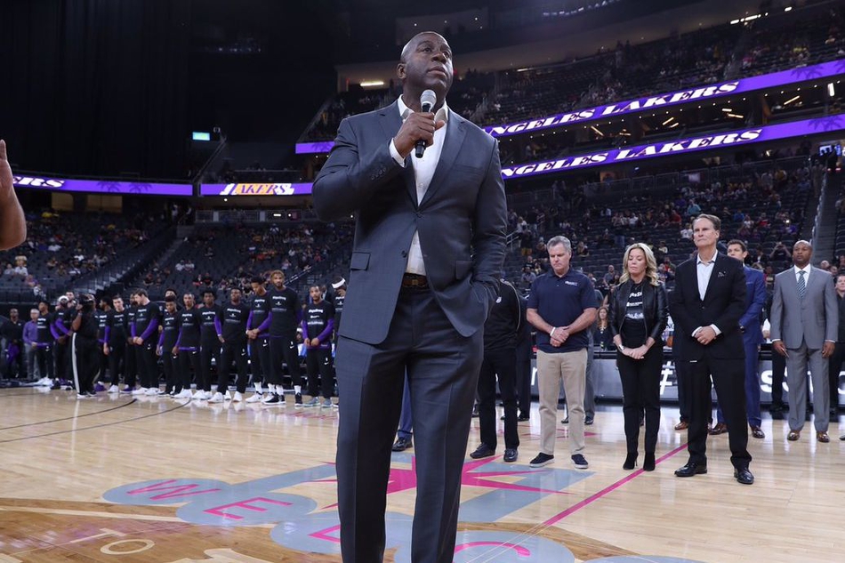 No.3 魔术师约翰逊 5亿美元