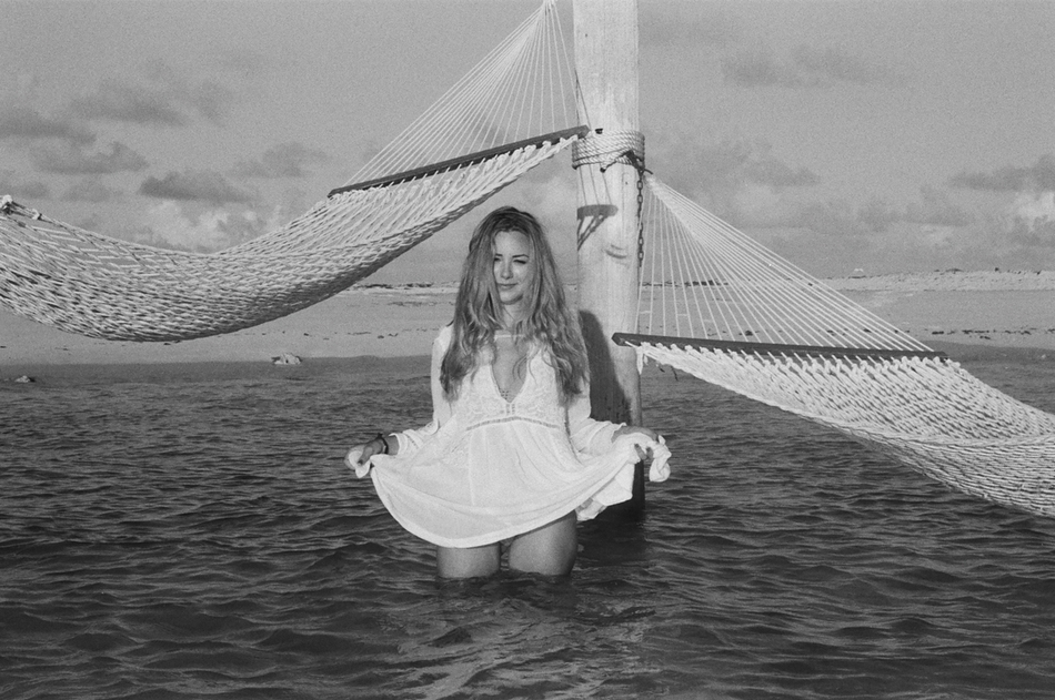 清纯！雄鹿老板千金美照大放送