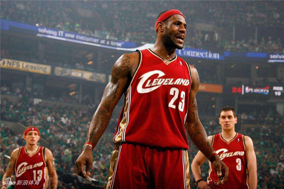 3.克里夫兰骑士：2003年，勒布朗-詹姆斯