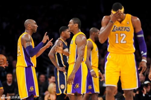 10.洛杉矶湖人：科比-布莱恩特、史蒂夫-纳什、保罗-加索尔、德怀特-霍华德