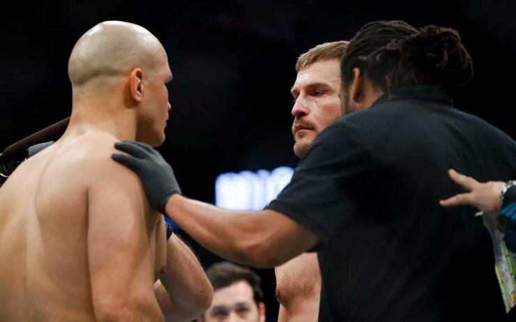 ufc211精彩集锦 米欧奇笼边ko桑托斯