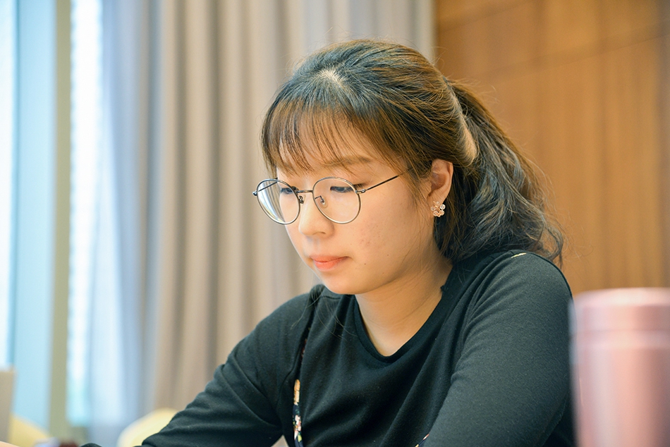 高清-吴清源杯谢依旻落败稍显失落_高清图集_新浪网